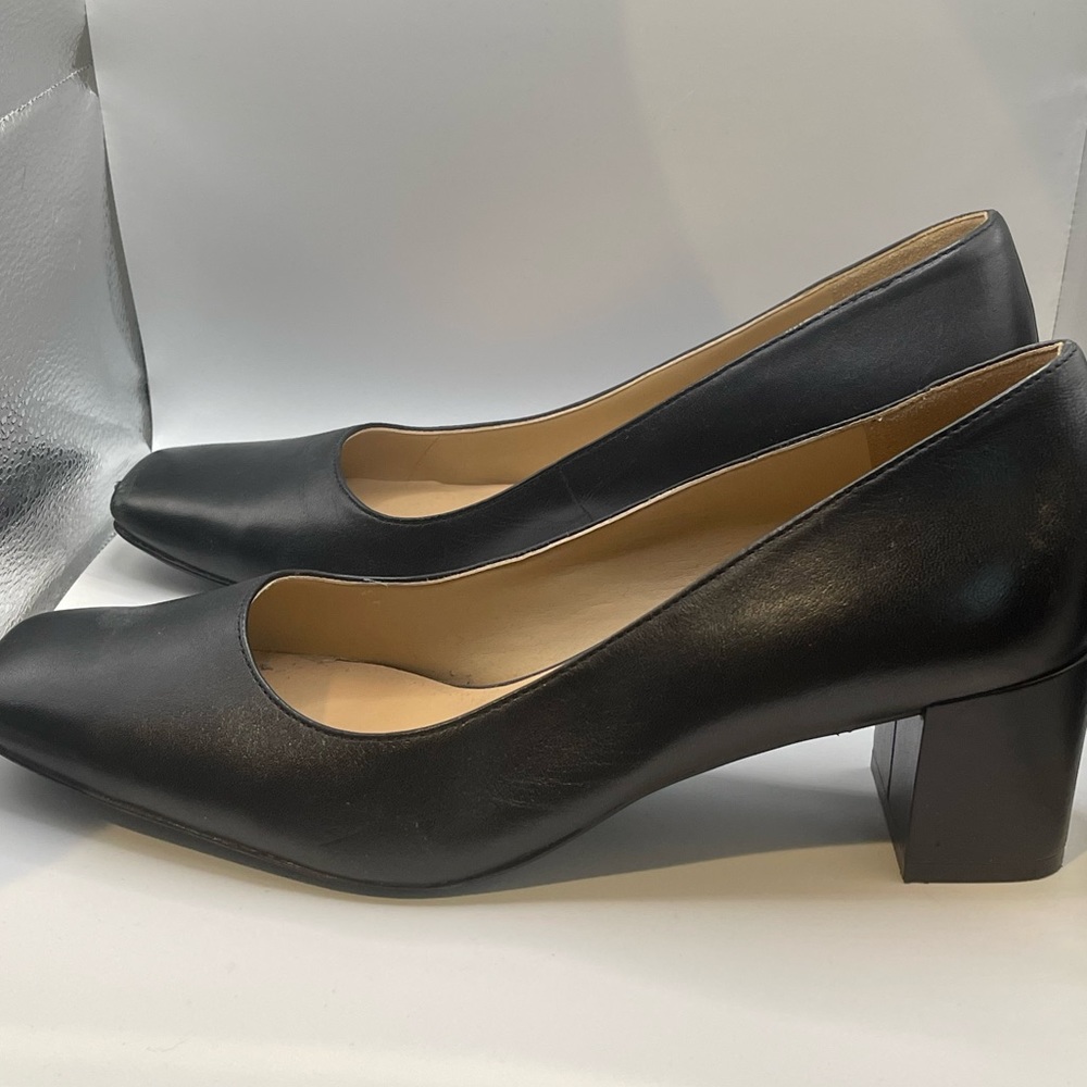 Naturalizer Warner Pump